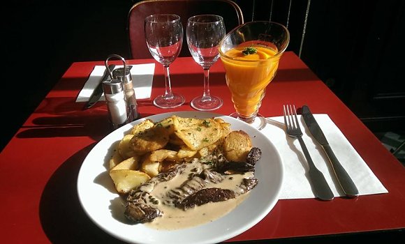 Restaurant Franais Chez Gladines - Batignolles  Paris - Photo 2
