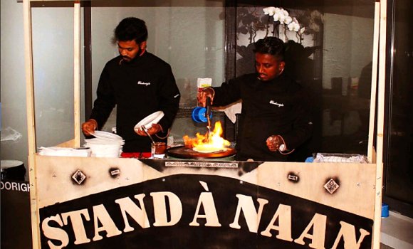 Restaurant Indien  Paris Tandooright | Naan pour faire la fte, mais oui bien sur !