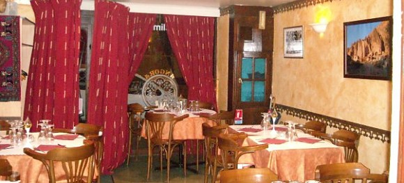 Panoramique du restaurant Angora à Paris