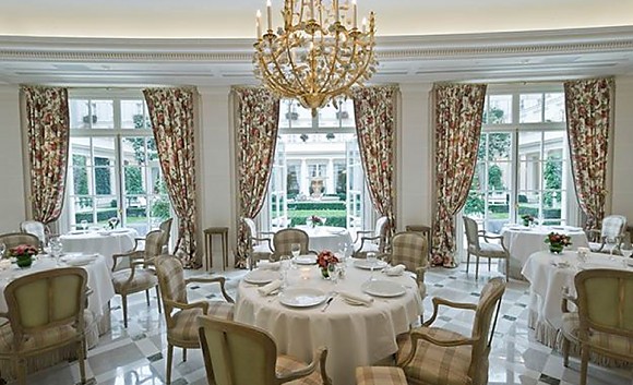 Panoramique du restaurant Epicure - Hôtel Le Bristol Paris à Paris