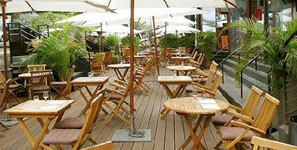 Panoramique du restaurant Le Quai à Paris