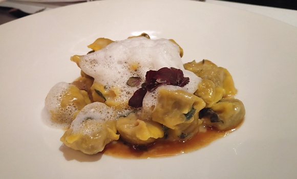 Restaurant Caffé Artcurial - Ravioli Plin della mama Lidi aux trois rôtis