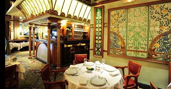 Restaurant La Fermette Marbeuf 1900 - 