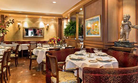 Restaurant Le Grand Venise - Salle au décor typiquement italien