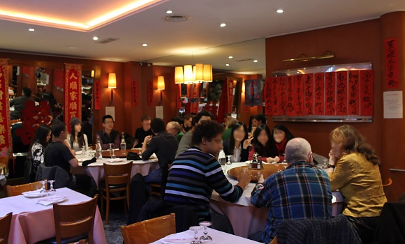 Restaurant Sinorama - Salle à la décoration chinoise