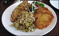 Photo restaurant paris Le 4eme Sens - Poulet farci de pain azymes