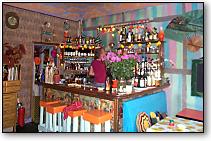 Photo restaurant paris Le Kitch - Vive les couleurs !