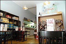 Photo restaurant paris D'Alfredo - Salle bien a�r�e