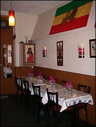 Photo restaurant paris Ase Th�odros - Une salle bien color�e