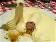 Photo restaurant paris L'Auberge Aveyronnaise - Traditionnelle saucisse aligot