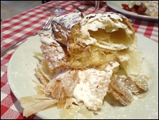 Photo restaurant paris L'Auberge Aveyronnaise - Le fameux millefeuille