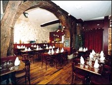 Photo restaurant paris Auberge Saint Roch - Salle spacieuse