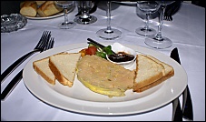 Photo restaurant paris Les Bains Douches - Terrine de foie gras g�n�reuse