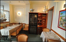 Photo restaurant paris Bernard du 15 - Belle cave à vins...