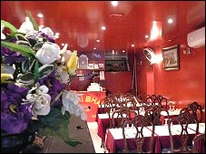 Photo restaurant paris Bhai Bhai Restaurant - Le rouge est de mise
