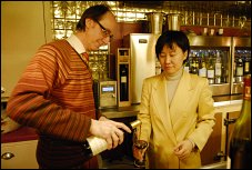 Photo restaurant paris Le Bon Bec - Wine Restaurant Bistro - Un duo passionn� de vins
