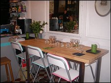 Photo restaurant paris Les Bricoles - C�t� ��table d’h�te��