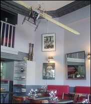 Photo restaurant paris Carte sur Table - Maquette de Bl�riot