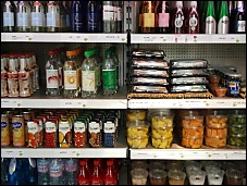 Photo restaurant paris Chai - Des vitrines bien garnies