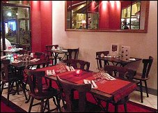Photo restaurant paris Chateau Kefraya - L'�t� la terrasse est une aubaine