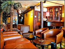 Photo restaurant paris Cubana Caf� - D�co bien color�e