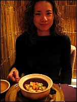 Photo restaurant paris Le Dan Bau - Megumi a adoré le poulet<br>à la citronelle<br>avec ses petits légumes.