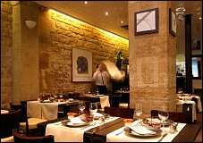 Photo restaurant paris Dominique Bouchet - Une salle pleine d'�l�gance