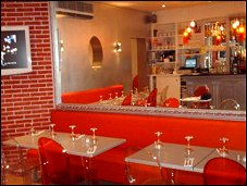 Photo restaurant paris Earth Caff� - Design inspir� des cr�ations de Philippe Stark