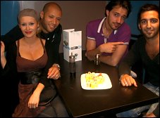 Photo restaurant paris Fami-Lee - De nombreuses c�l�brit�s