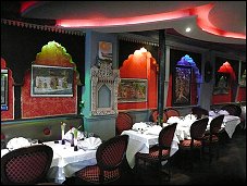 Photo restaurant paris Himalaya - Cadre tr�s color�