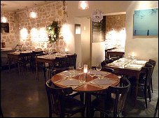 Photo restaurant paris L'Intention  - Pierres apparentes mises en valeur