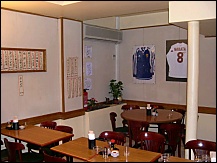 Photo restaurant paris Kintaro - Salle � la d�co nippone et amusante