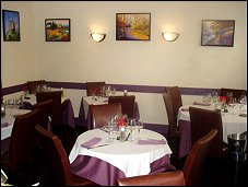 Photo restaurant paris La Cocotte - Cadre simple et chaleureux