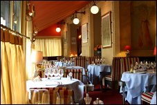 Photo restaurant paris La M�diterran�e - Un cadre aux couleurs du sud