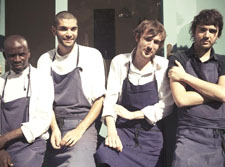 Photo restaurant paris Le Galopin - L'équipe cuisine de Romain et son frère Maxime