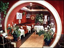 Photo restaurant paris Le Lys d'or - Cadre luxuriant