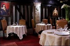 Photo restaurant paris Le Relais Louis XIII - .jpg