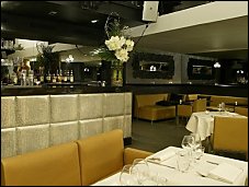 Photo restaurant paris Le Sens - Ambiance branch�e