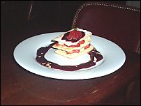 Photo restaurant paris L'Etage - Mille feuille aux fruits rouges