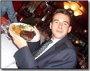 Photo restaurant paris Le Louch�bem - Pierre nous pr�sente<BR>sa c�te de boeuf.