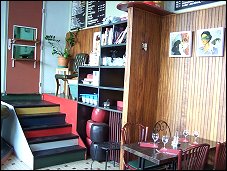 Photo restaurant paris LMV Les M�res Veilleuses - Des oeuvres originales font le d�cor