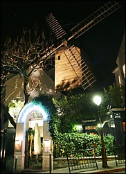 Photo restaurant paris Le Moulin de la Galette - Un lieu chargé d'histoire