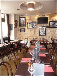 Photo restaurant paris L'Oeuf Mayo - Paris en N&B sur pierres apparentes