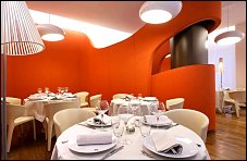 Photo restaurant paris Oth Sombath - Espace raffin� et color�