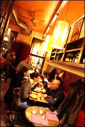 Photo restaurant paris PDG - Les soirs de concerts,il y a foule !