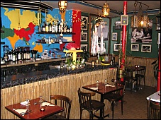 Photo restaurant paris Le Petit Chaoui - Color� et joliment d�cor�