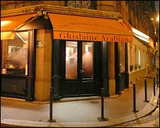 Photo restaurant paris Les Petites Sorci�res - Fa�ade tr�s avenante@lesrestos.com