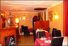 Photo restaurant paris Au Pied du Sacr� Coeur - Salle agr�able et chaleureuse