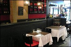 Photo restaurant paris Quattordici - Rouge, gris, noir dominent