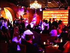 Photo restaurant paris Secret Square - Strip-tease tout en charme